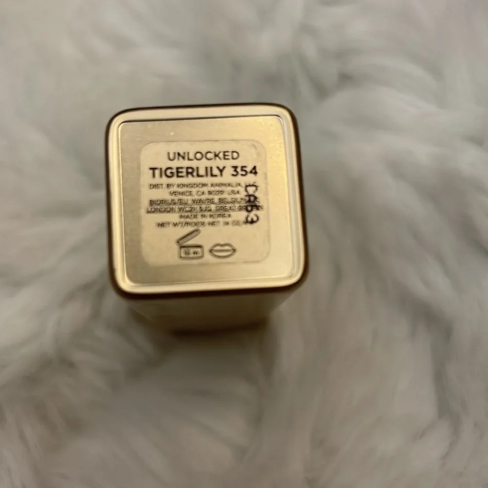 💋NEW💋 HOURGLASS Unlocked Soft Matte Creme Lipstick in Tigerlilly